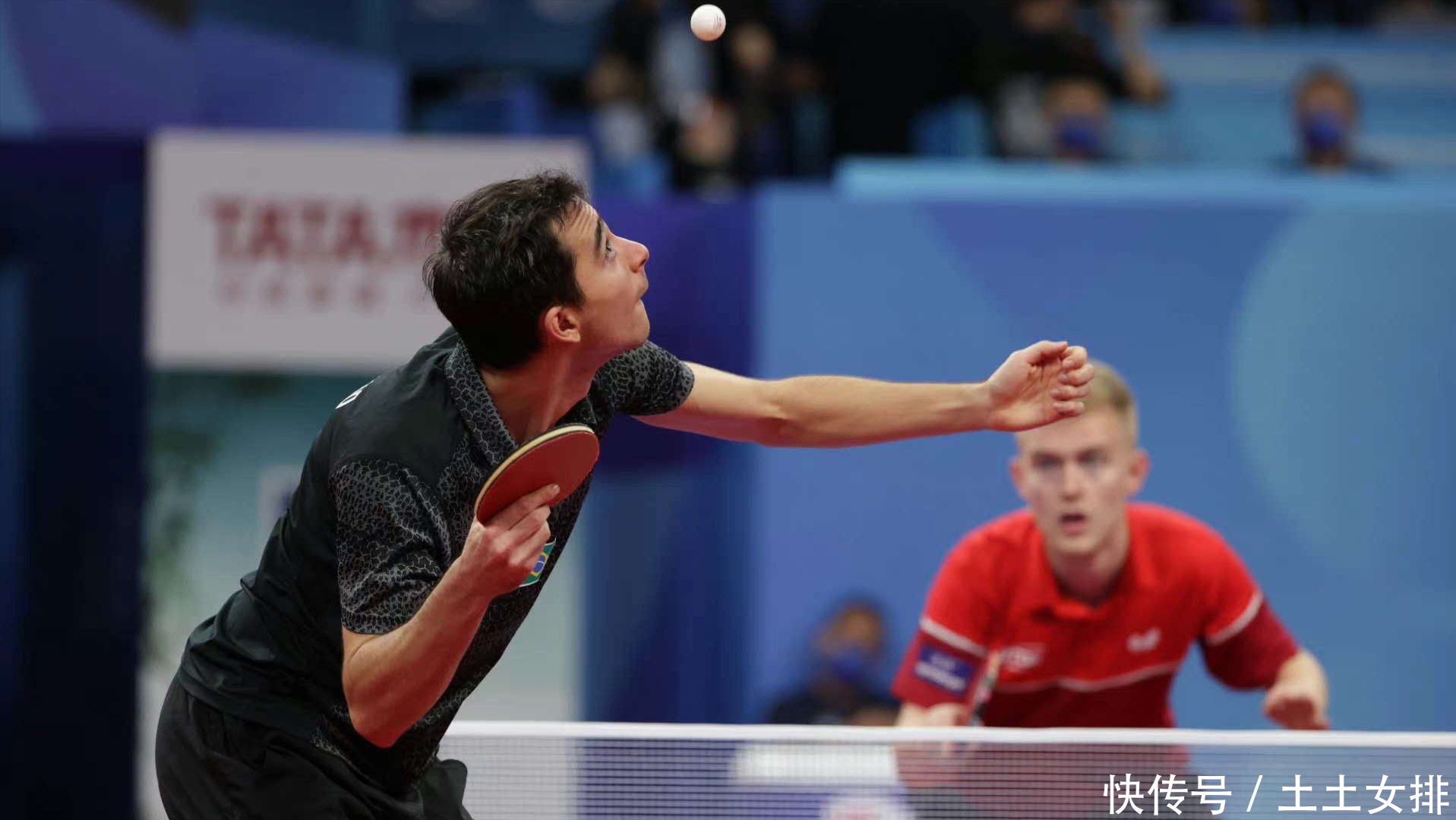 围绕奥纳纳 围绕奥纳纳